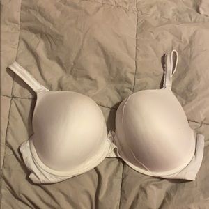 White Victoria’s Secret Bra
